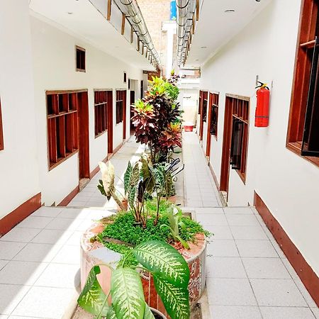 Tengana Hospedaje Y Tours Tarapoto Exterior photo